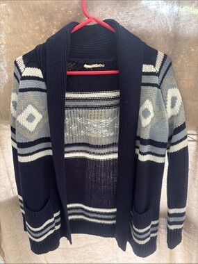 Pink Republic Men's Navy and Cream Geometric Shawl Collar Cardigan